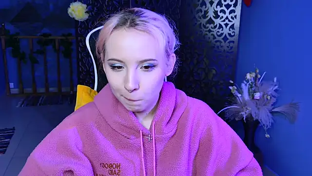 JasmineMilko online show from 03-11-25, 08:20