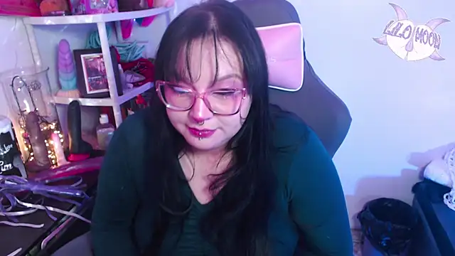 Snapshot of LiloMoon69 chatting on 01-07-25, 06:05 LiloMoon69 online show from 01-07-25, 06:05