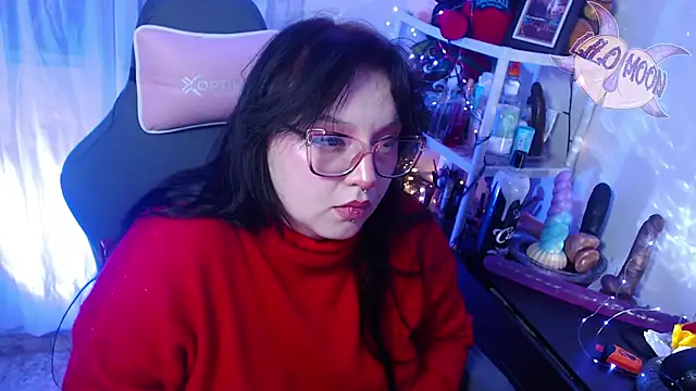 Snapshot of LiloMoon69 chatting on 02-05-25, 06:56 LiloMoon69 online show from 02-05-25, 06:56