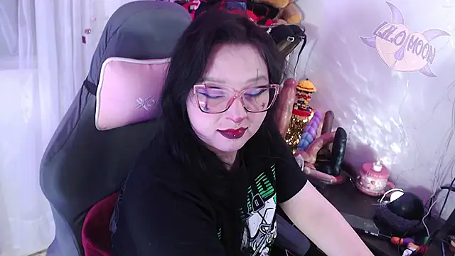 Snapshot of LiloMoon69 chatting on 10-02-25, 01:51 LiloMoon69 online show from 10-02-25, 01:51