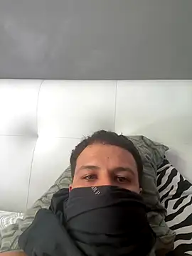 Snapshot of yayaya55598 chatting on 09-14-25, 01:54 yayaya55598 online show from 09-14-25, 01:54