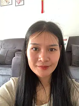 Snapshot of Zeni_fer chatting on 01-24-25, 04:37 Zeni fer online show from 01-24-25, 04:37