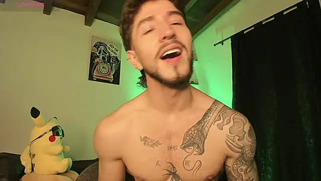 Valentino Xander online show from 03-21-25, 05:43