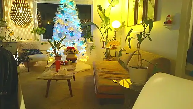 Snapshot of costanza7070 chatting on 01-09-26, 05:54 costanza7070 online show from 01-09-26, 05:54