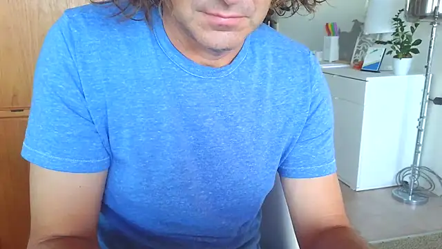 Snapshot of costanza7070 chatting on 02-01-26, 07:12 costanza7070 online show from 02-01-26, 07:12