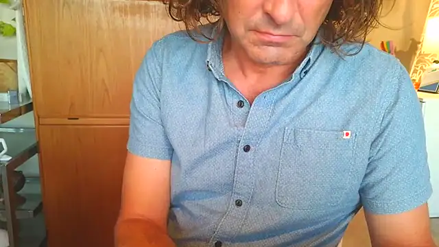 Snapshot of costanza7070 chatting on 02-04-26, 01:33 costanza7070 online show from 02-04-26, 01:33