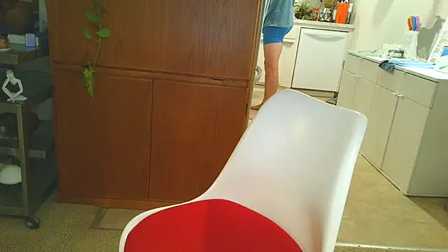 Snapshot of costanza7070 chatting on 02-26-26, 05:28 costanza7070 online show from 02-26-26, 05:28