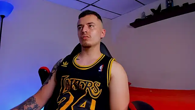 james connor2 online show from 09-17-25, 07:15