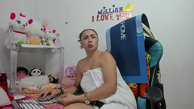 Snapshot of GatitaSexy_Hotwet4u chatting on 02-12-25, 12:16 GatitaSexy Hotwet4u online show from 02-12-25, 12:16