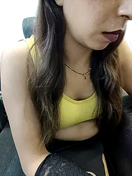 Snapshot of sexy-mohini chatting on 04-22-26, 02:18 sexy-mohini online show from 04-22-26, 02:18