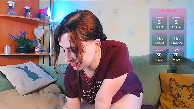 Snapshot of Caroline1995 chatting on 10-13-25, 07:19 Caroline1995 online show from 10-13-25, 07:19