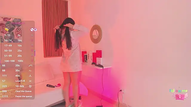 TiffanyWright online show from 11-16-25, 01:49