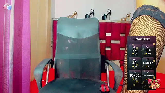 Snapshot of dirtycock2002 chatting on 12-12-24, 11:40 dirtycock2002 online show from 12-12-24, 11:40