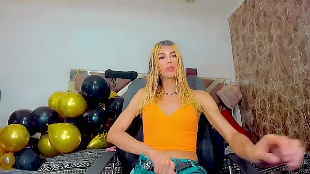 Snapshot of dirtycock2002 chatting on 12-01-25, 02:33 dirtycock2002 online show from 12-01-25, 02:33