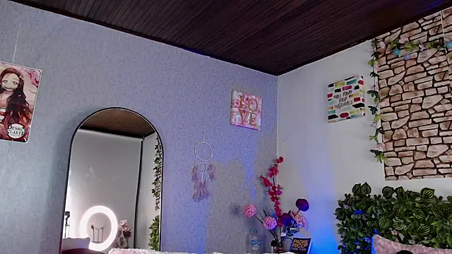 Cassie fletcher  online show from 01-08-25, 04:55