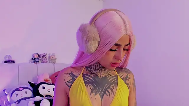 shadowcatt  online show from 09-25-25, 07:06