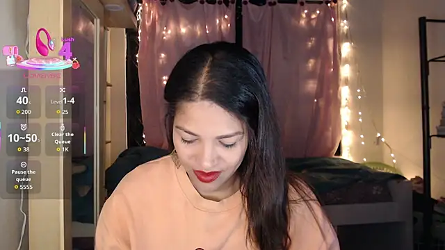 Snapshot of makennaa_ chatting on 10-09-25, 10:24 makennaa online show from 10-09-25, 10:24