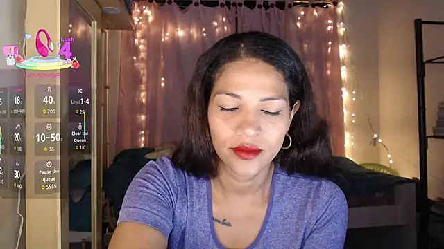 Snapshot of makennaa_ chatting on 10-10-25, 09:52 makennaa online show from 10-10-25, 09:52