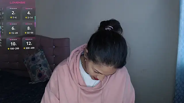 Snapshot of makennaa_ chatting on 11-04-25, 10:58 makennaa online show from 11-04-25, 10:58