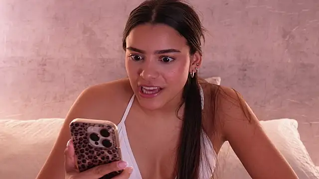 Nicky and Blake online show from 10-28-25, 08:00