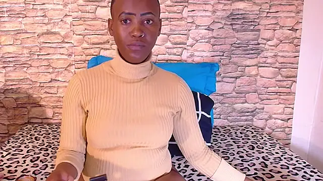 Snapshot of EbonyOlive69 chatting on 09-19-25, 05:13 EbonyOlive69 online show from 09-19-25, 05:13