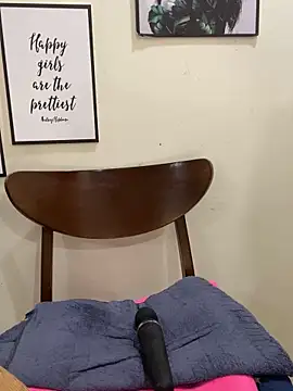 Snapshot of Shirato_hana chatting on 03-01-25, 01:53 Shirato hana online show from 03-01-25, 01:53