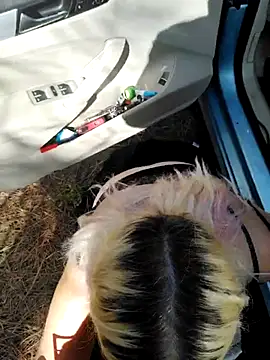 Snapshot of Throats chatting on 09-16-25, 05:36 Throats online show from 09-16-25, 05:36