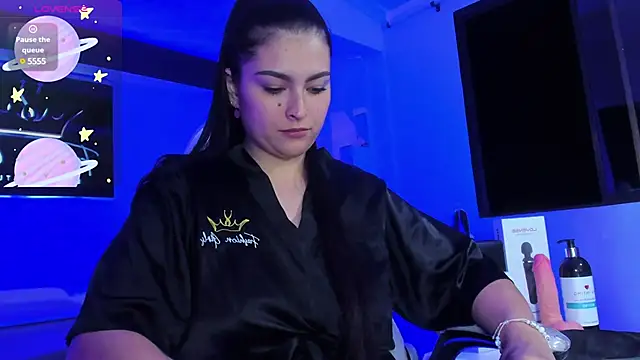 Snapshot of TifanyWhite_ chatting on 02-12-25, 02:24 TifanyWhite online show from 02-12-25, 02:24