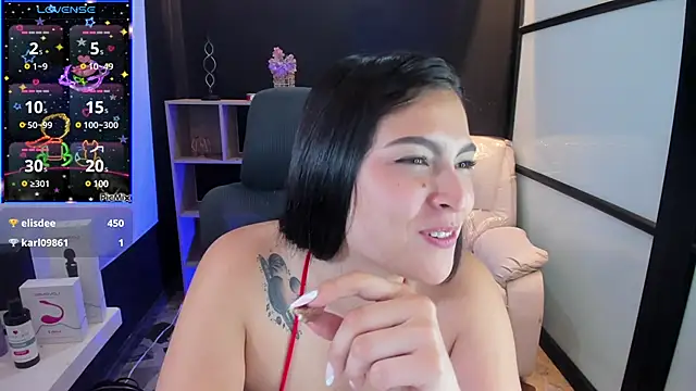 Snapshot of TifanyWhite_ chatting on 03-19-25, 12:15 TifanyWhite online show from 03-19-25, 12:15