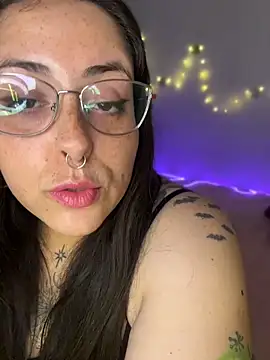 Mizztikaa online show from 04-15-26, 06:26