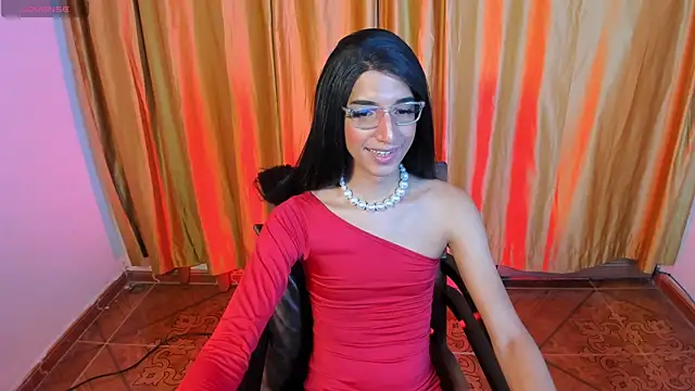 CharlotteLauren online show from 07-29-26, 04:54