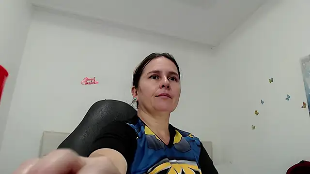 victoria jones online show from 04-04-26, 02:03