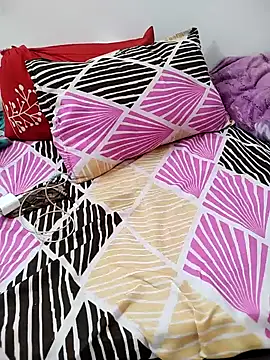 Snapshot of Diya_Chopra chatting on 12-29-24, 06:14 Diya Chopra online show from 12-29-24, 06:14