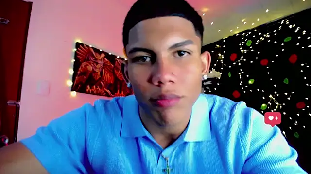 Snapshot of Damian_latinxxx chatting on 01-03-25, 06:01 Damian latinxxx online show from 01-03-25, 06:01