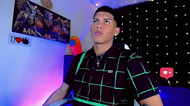 Snapshot of Damian_latinxxx chatting on 01-09-25, 02:54 Damian latinxxx online show from 01-09-25, 02:54