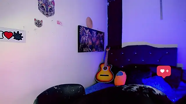 Snapshot of Damian_latinxxx chatting on 01-17-25, 03:01 Damian latinxxx online show from 01-17-25, 03:01