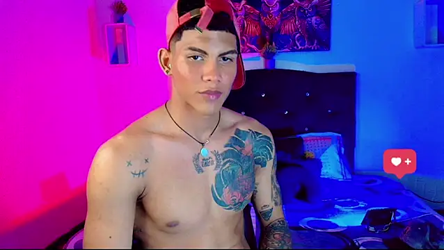 Snapshot of Damian_latinxxx chatting on 03-07-25, 09:07 Damian latinxxx online show from 03-07-25, 09:07