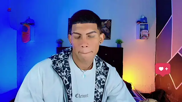 Snapshot of Damian_latinxxx chatting on 03-12-25, 06:07 Damian latinxxx online show from 03-12-25, 06:07