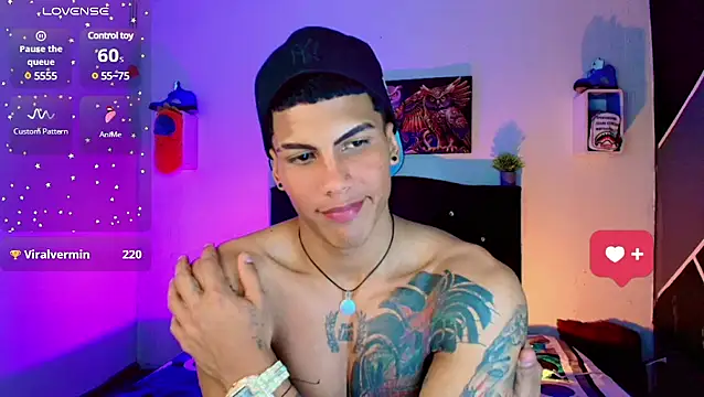 Snapshot of Damian_latinxxx chatting on 03-14-25, 09:03 Damian latinxxx online show from 03-14-25, 09:03