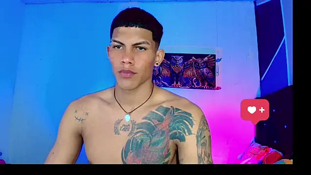 Snapshot of Damian_latinxxx chatting on 03-18-25, 07:41 Damian latinxxx online show from 03-18-25, 07:41