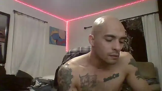 Snapshot of JohnnyDeep187 chatting on 12-03-24, 02:03 JohnnyDeep187 online show from 12-03-24, 02:03