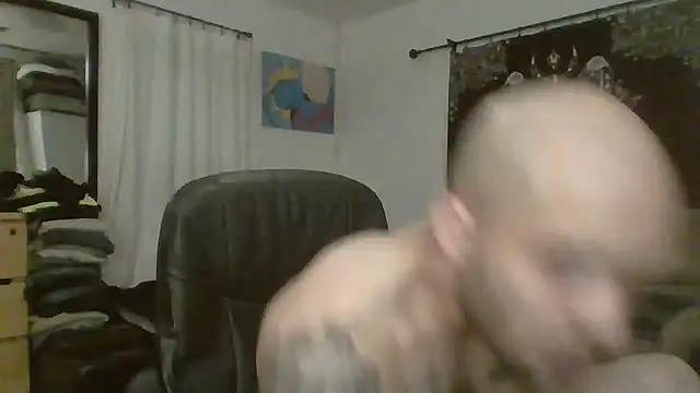 Snapshot of JohnnyDeep187 chatting on 01-06-25, 12:02 JohnnyDeep187 online show from 01-06-25, 12:02