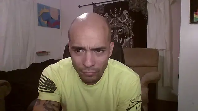 Snapshot of JohnnyDeep187 chatting on 01-14-26, 08:09 JohnnyDeep187 online show from 01-14-26, 08:09