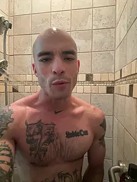 Snapshot of JohnnyDeep187 chatting on 03-08-26, 10:19 JohnnyDeep187 online show from 03-08-26, 10:19