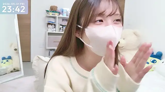 Snapshot of -SHINON- chatting on 05-01-26, 02:43 -SHINON- online show from 05-01-26, 02:43