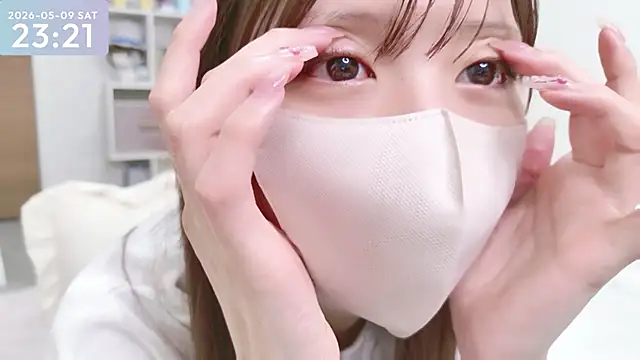 Snapshot of -SHINON- chatting on 05-09-26, 02:22 -SHINON- online show from 05-09-26, 02:22