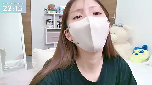 Snapshot of -SHINON- chatting on 05-24-26, 01:16 -SHINON- online show from 05-24-26, 01:16