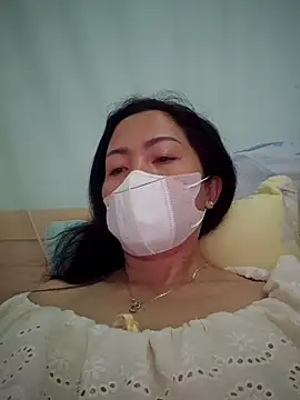 Snapshot of Baby-sexytits18 chatting on 10-28-25, 11:18 Baby-sexytits18 online show from 10-28-25, 11:18