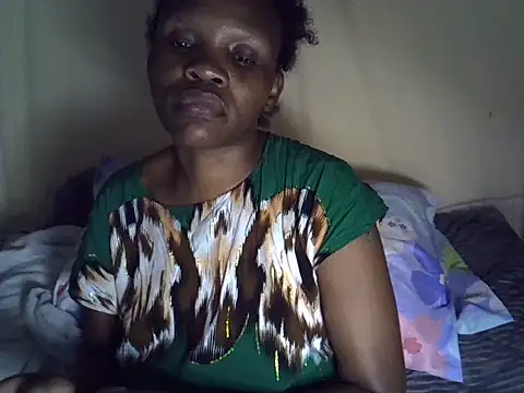 Snapshot of Sweet_serah chatting on 06-17-26, 07:00 Sweet serah online show from 06-17-26, 07:00