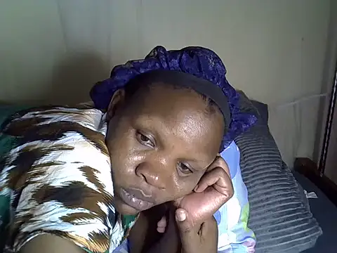 Snapshot of Sweet_serah chatting on 07-11-26, 05:21 Sweet serah online show from 07-11-26, 05:21